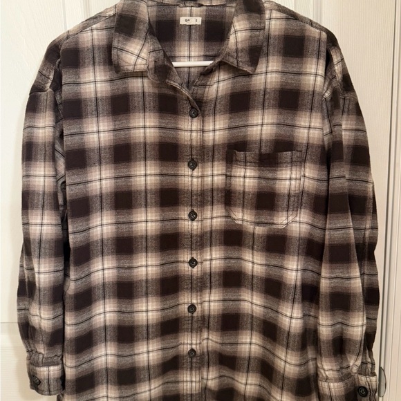 Garage Tops - Garage Women's Flannel great condition size XS